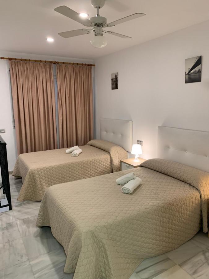 Apartamentos Las Rosas De Capistrano Nerja Buitenkant foto