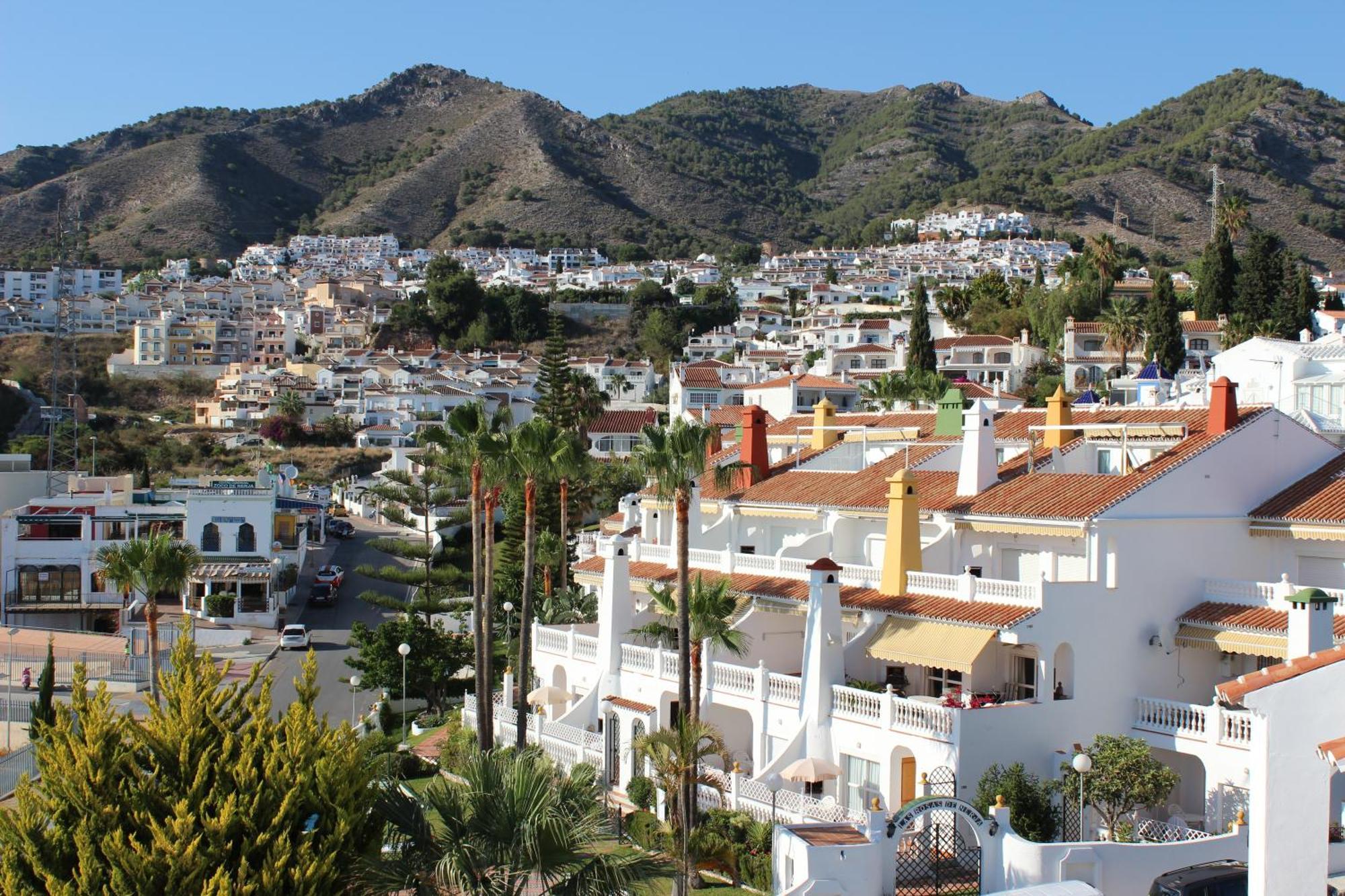 Apartamentos Las Rosas De Capistrano Nerja Buitenkant foto