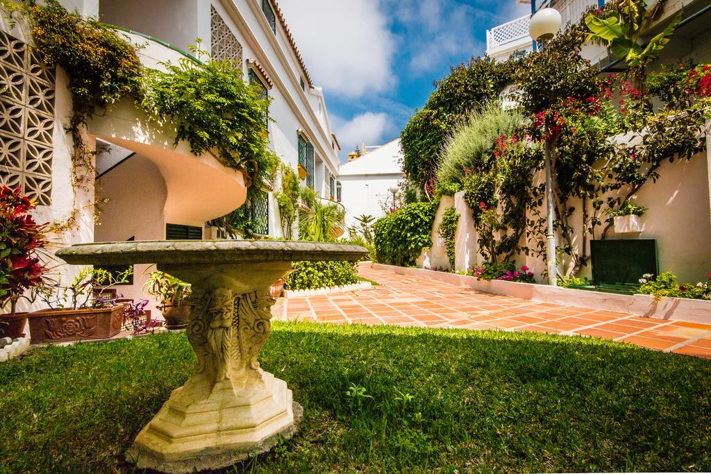 Apartamentos Las Rosas De Capistrano Nerja Buitenkant foto