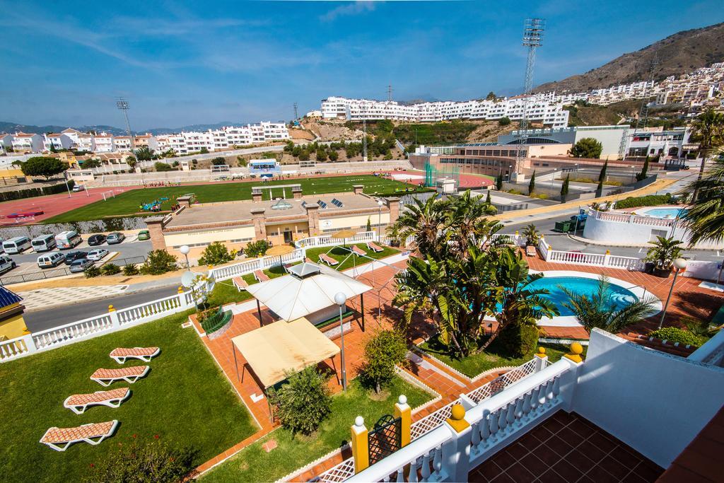 Apartamentos Las Rosas De Capistrano Nerja Buitenkant foto