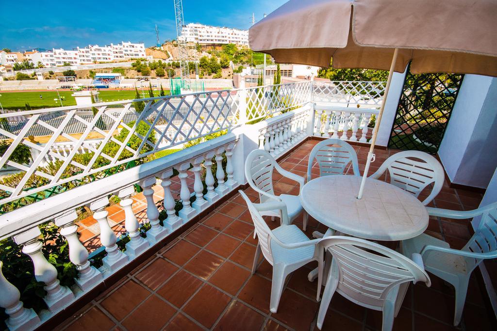 Apartamentos Las Rosas De Capistrano Nerja Buitenkant foto