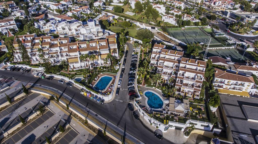 Apartamentos Las Rosas De Capistrano Nerja Buitenkant foto