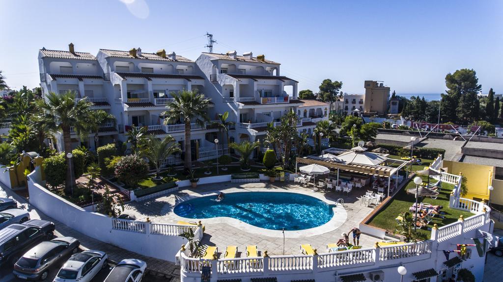 Apartamentos Las Rosas De Capistrano Nerja Buitenkant foto