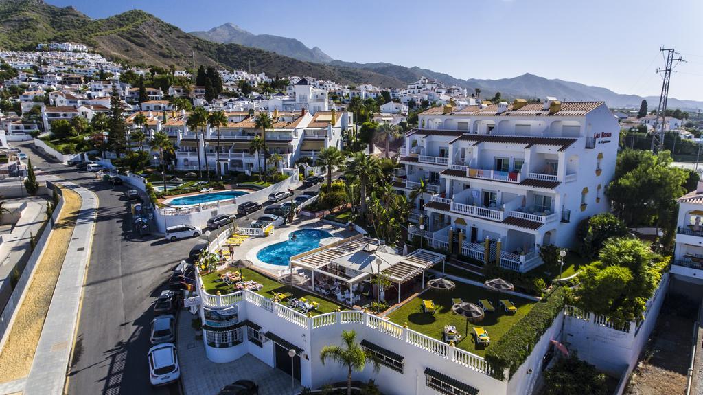 Apartamentos Las Rosas De Capistrano Nerja Buitenkant foto