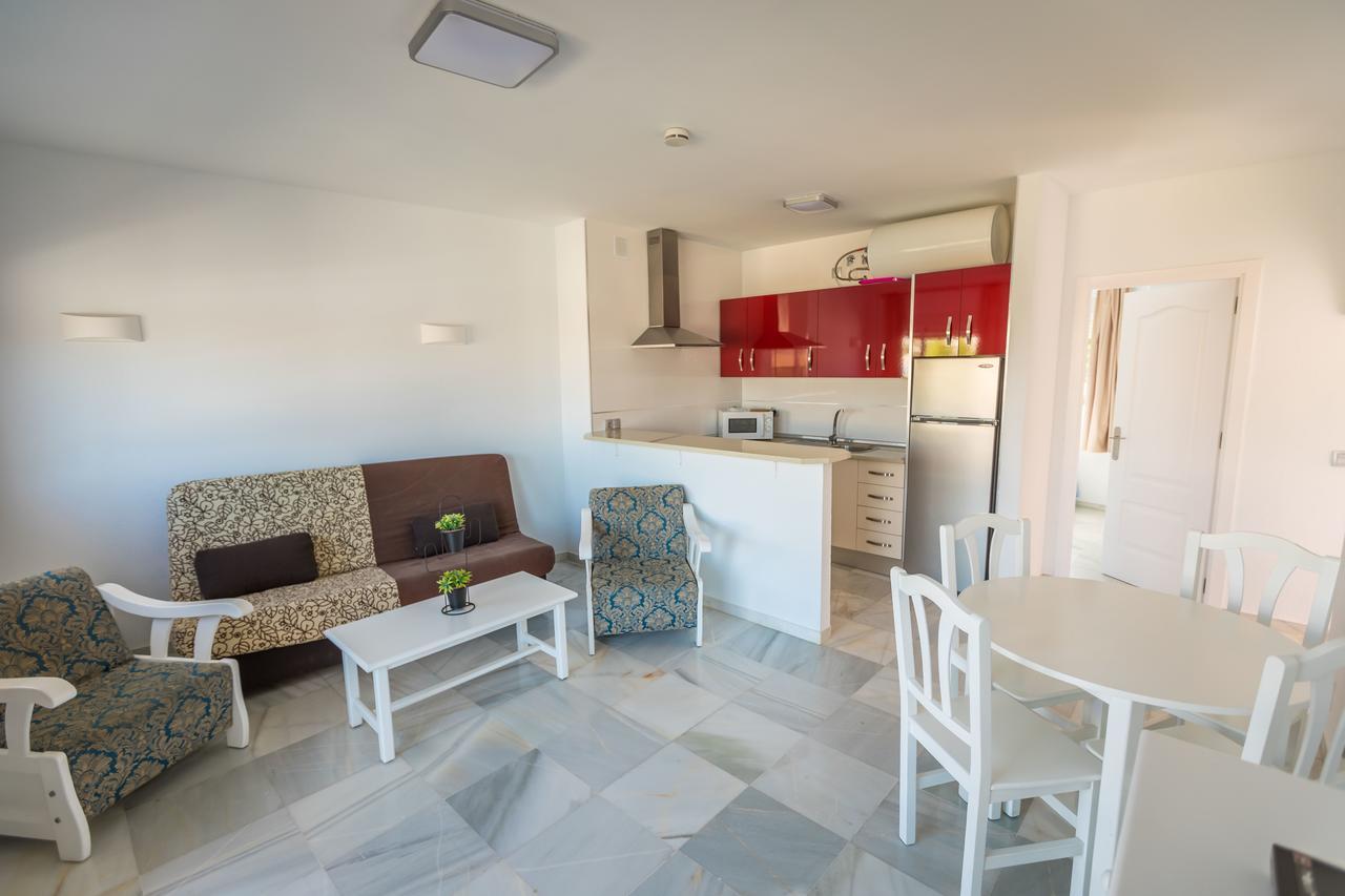 Apartamentos Las Rosas De Capistrano Nerja Buitenkant foto